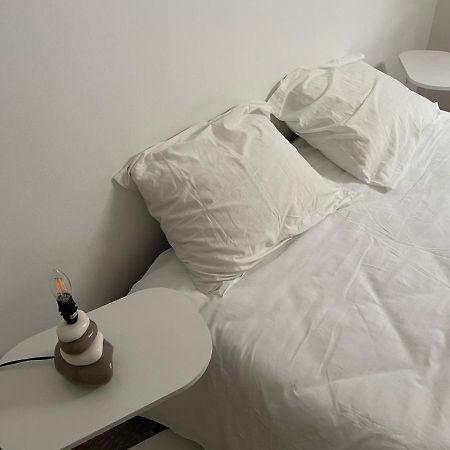Le Wolf - 1 Chambre Dans Un T3 - 5Mn Tram Du Centre Ville - 15Mn Tram Gare Tgv Mulhouse - Wifi - Parking Buitenkant foto