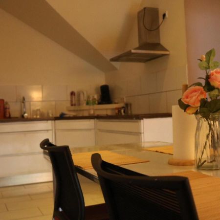Le Wolf - 1 Chambre Dans Un T3 - 5Mn Tram Du Centre Ville - 15Mn Tram Gare Tgv Mulhouse - Wifi - Parking Buitenkant foto